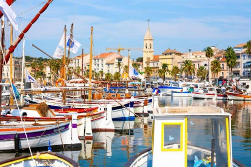Appartement Au Coeur Du Village Sanary-sur-Mer Zewnętrze zdjęcie